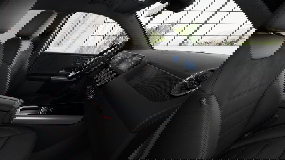 Mercedes-Benz Classe B nuova a Milano (7)