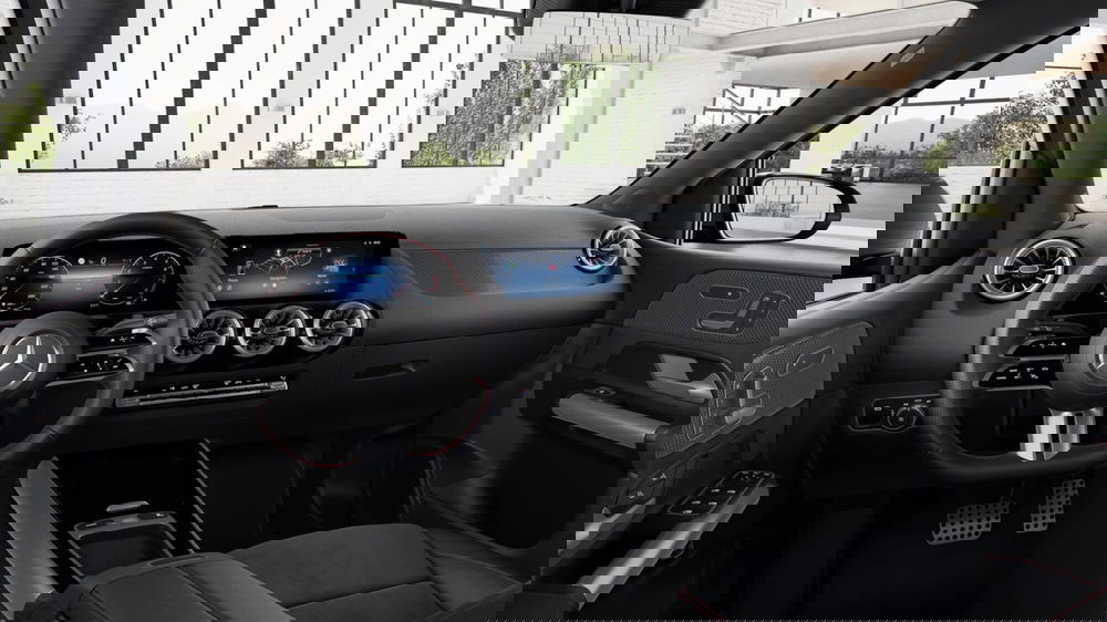 Mercedes-Benz Classe B nuova a Milano (8)