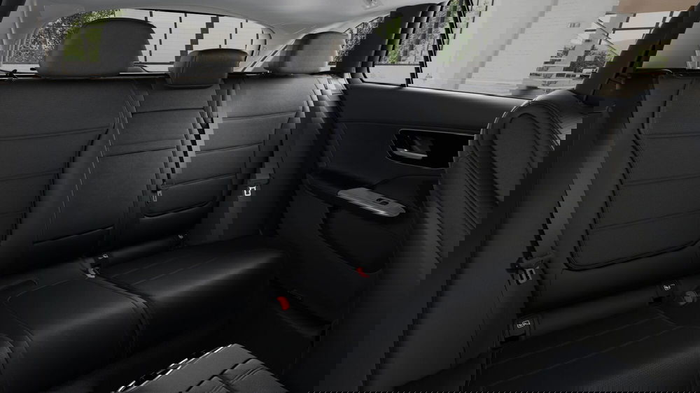 Mercedes-Benz Classe C Station Wagon nuova a Milano (6)