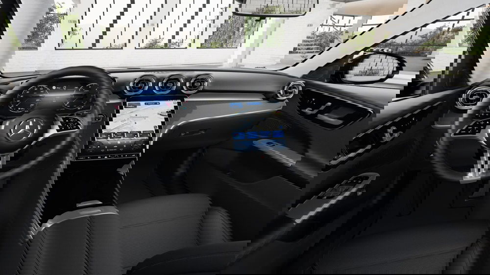 Mercedes-Benz Classe C Station Wagon nuova a Milano (8)