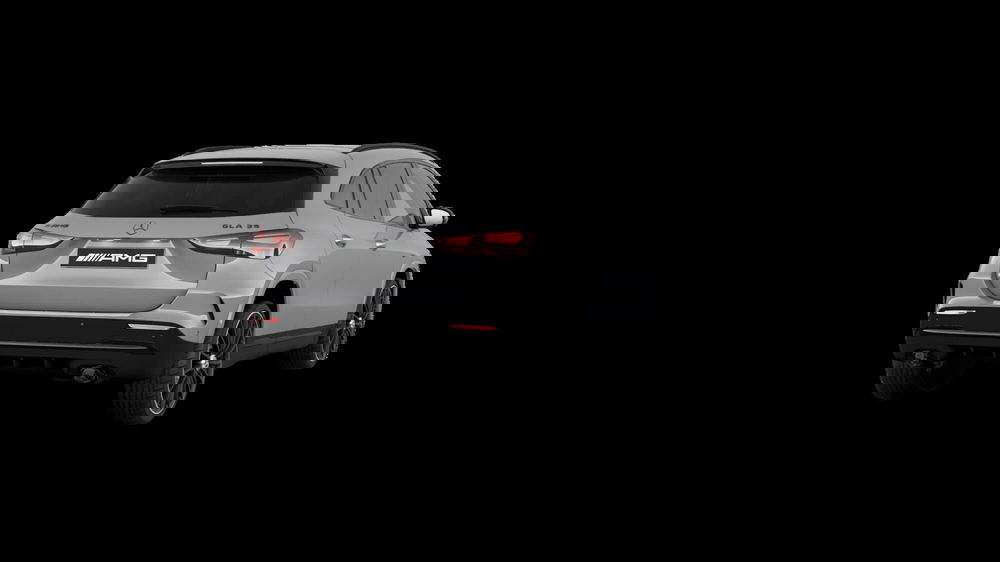 Mercedes-Benz GLA SUV nuova a Milano (4)