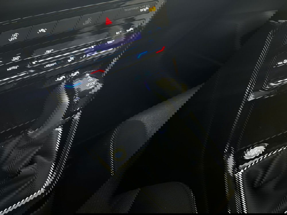 Volkswagen T-Cross nuova a Padova (13)