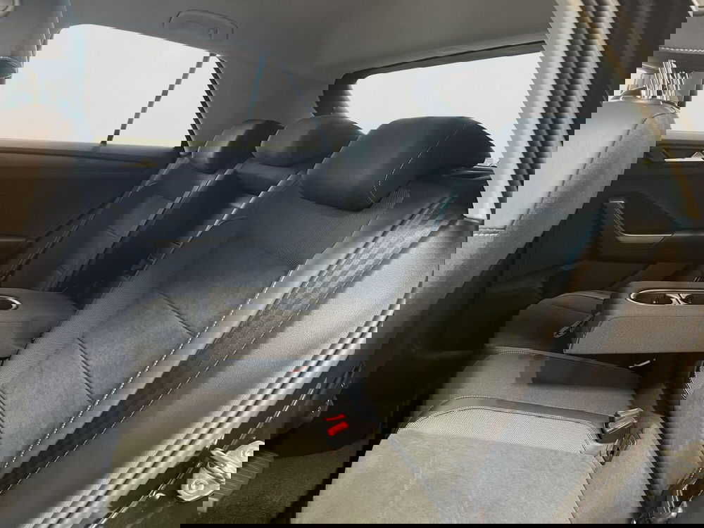 Volkswagen T-Roc usata a Padova (8)