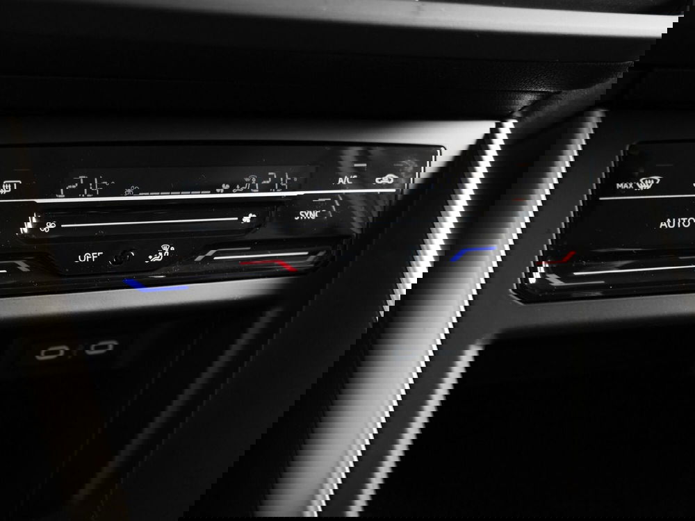 Volkswagen Taigo usata a Padova (14)