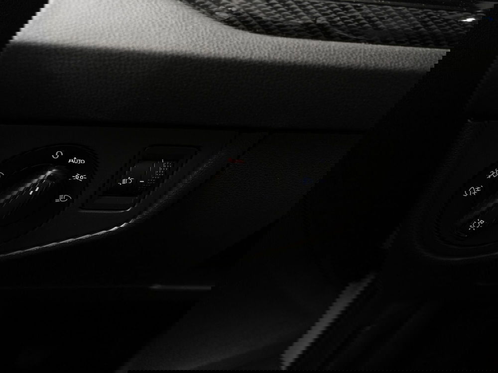 Volkswagen Taigo usata a Padova (18)