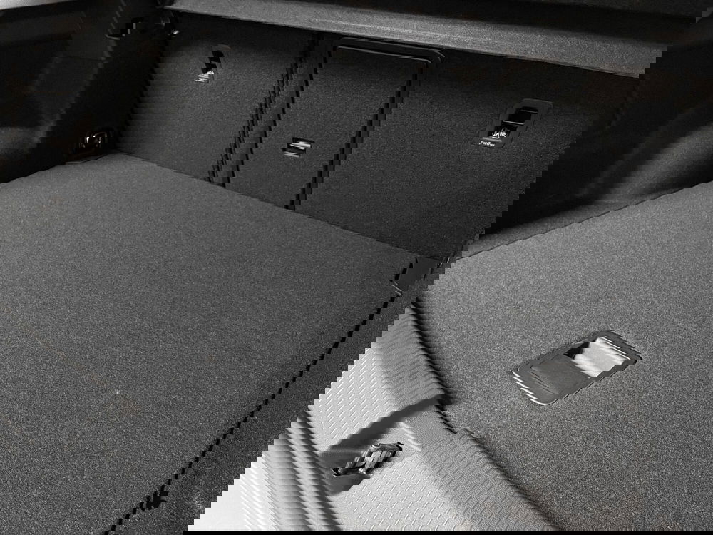 Volkswagen T-Roc usata a Padova (16)