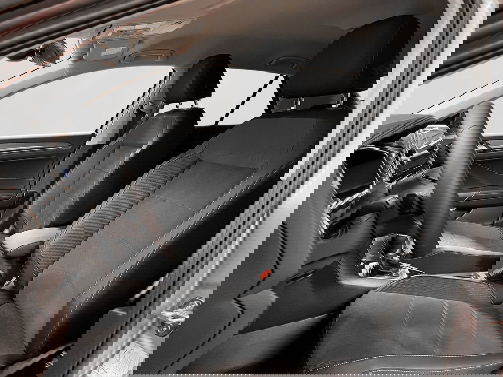 Volkswagen T-Roc usata a Padova (6)