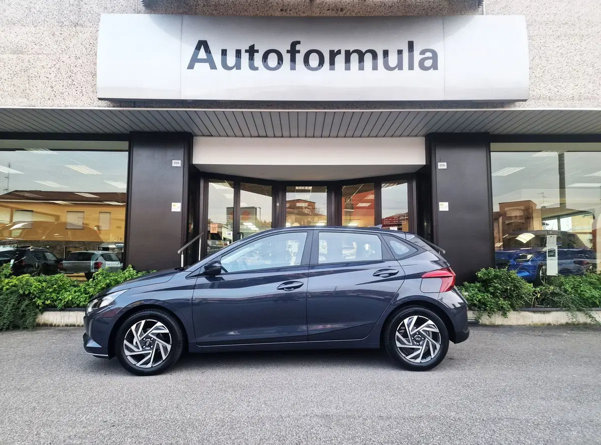 Hyundai i20 nuova a Milano (3)