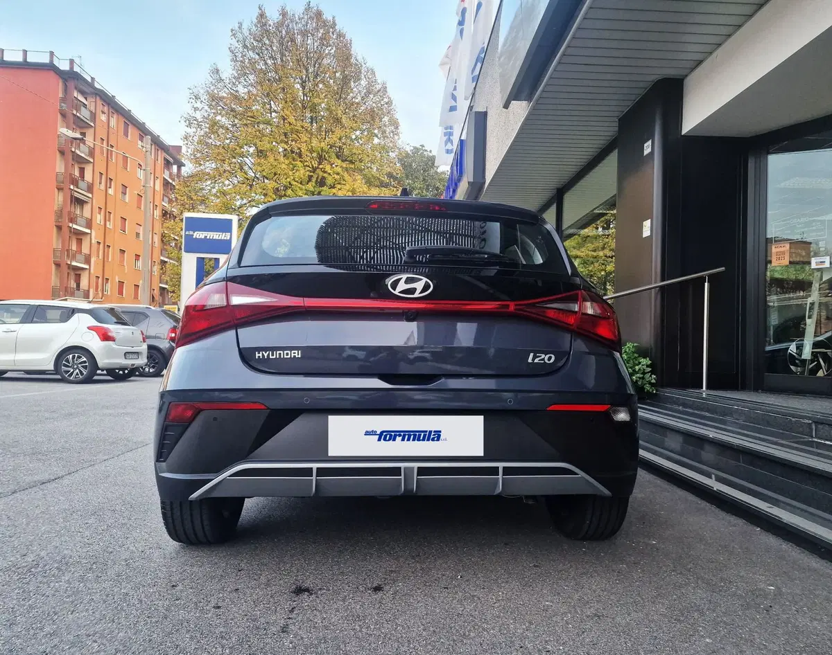 Hyundai i20 nuova a Milano (5)