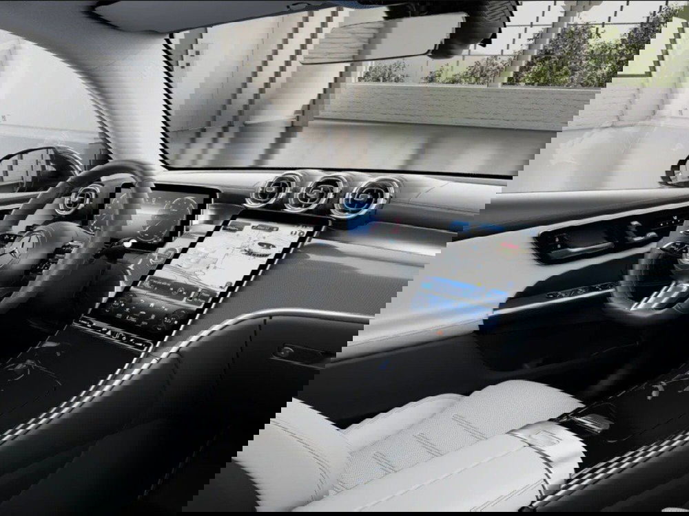 Mercedes-Benz GLC Coupé nuova a Ancona (12)