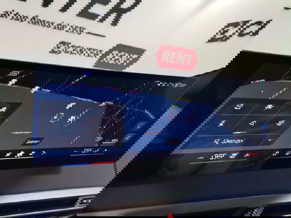 BMW iX usata a Salerno (16)