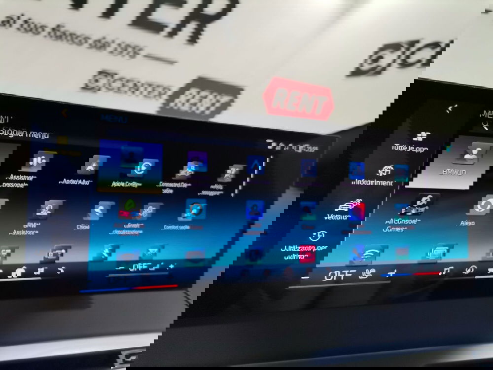 BMW iX usata a Salerno (19)