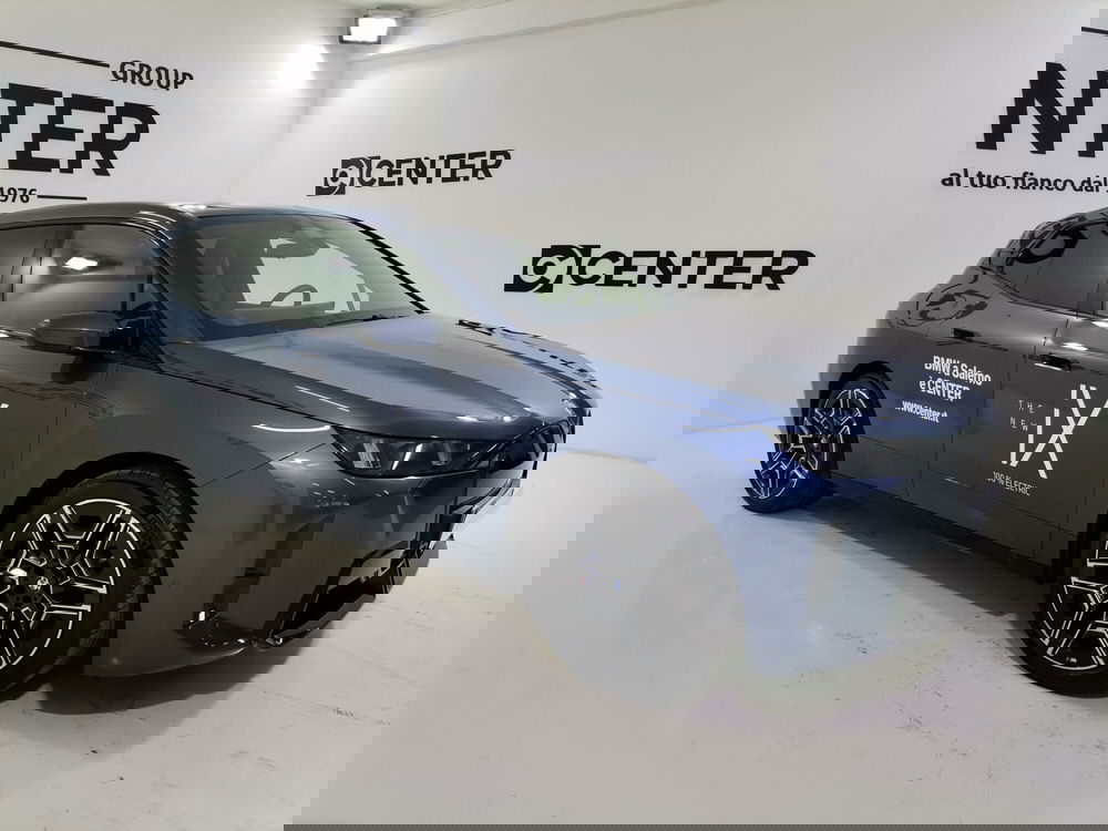 BMW iX usata a Salerno (3)