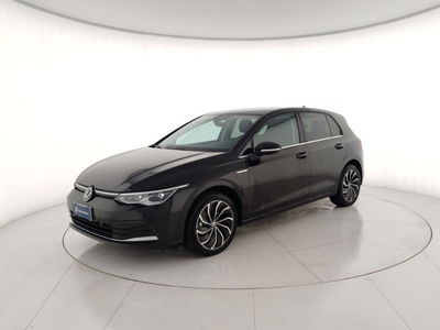 Volkswagen Golf 2.0 TDI DSG SCR Style del 2022 usata a Massa