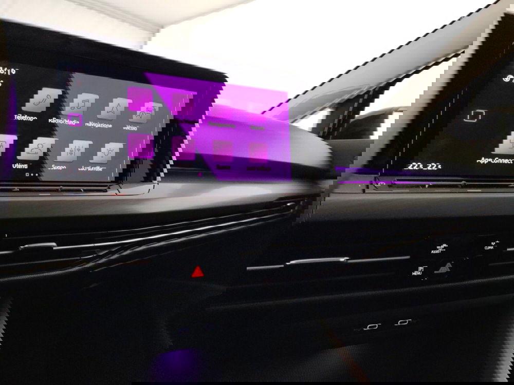 Volkswagen Golf usata a Massa-Carrara (13)