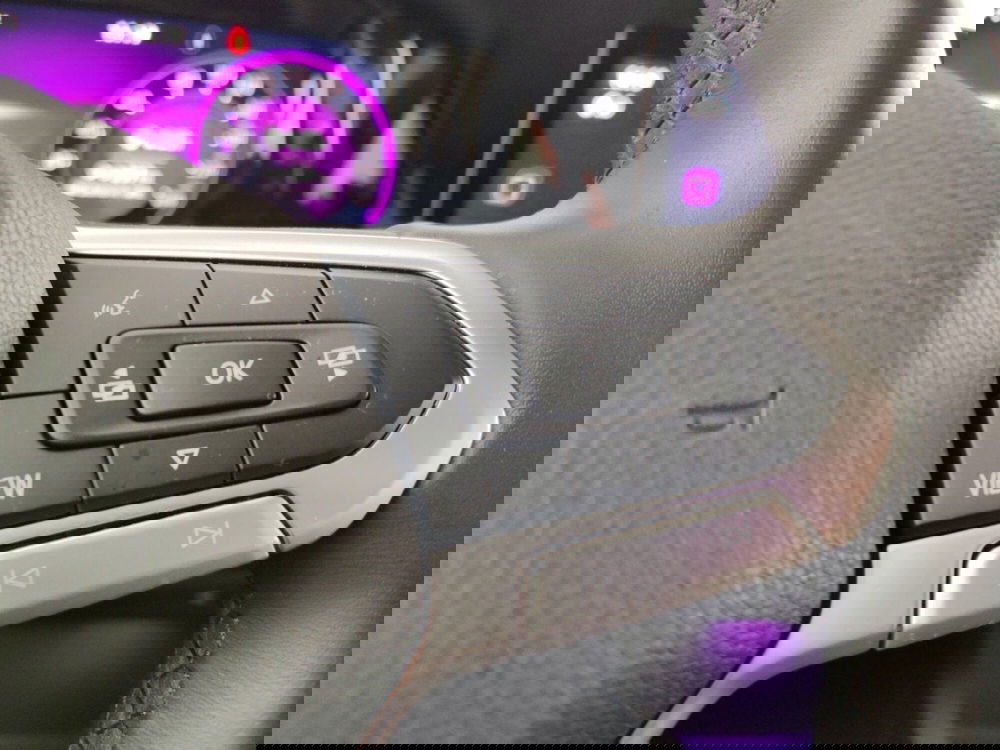 Volkswagen Golf usata a Massa-Carrara (14)