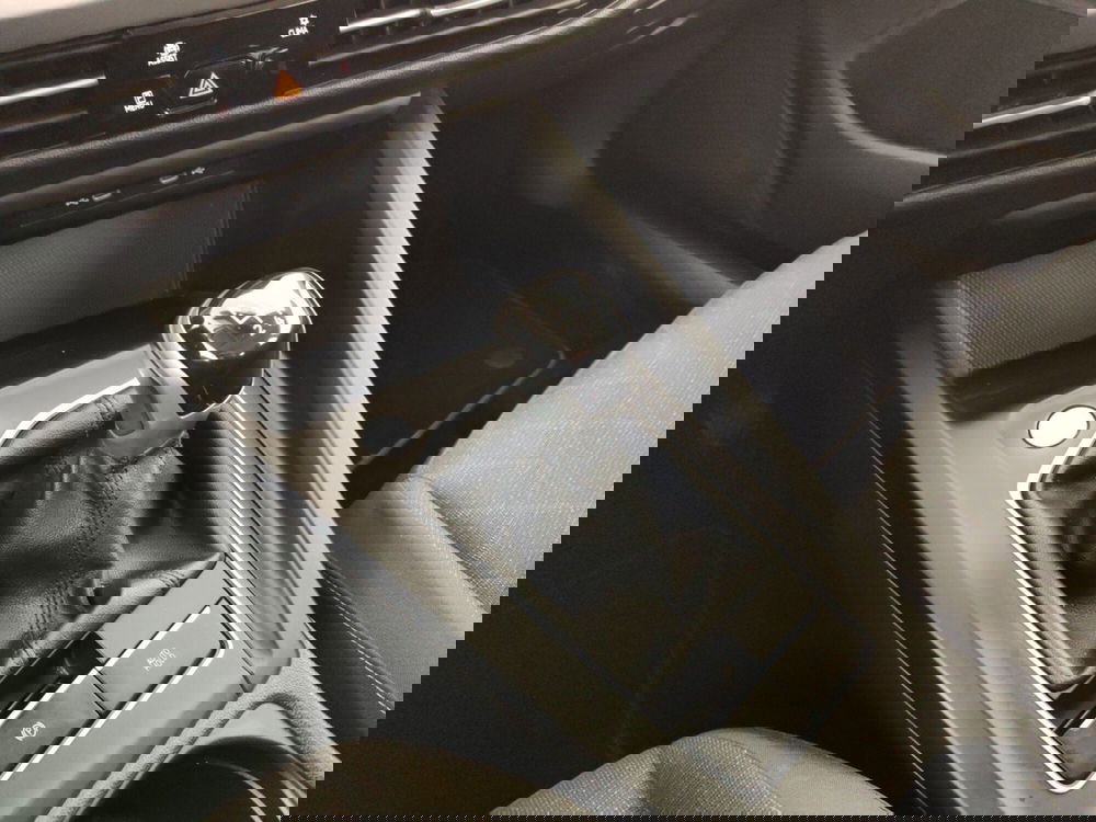 Volkswagen Golf usata a Massa-Carrara (11)