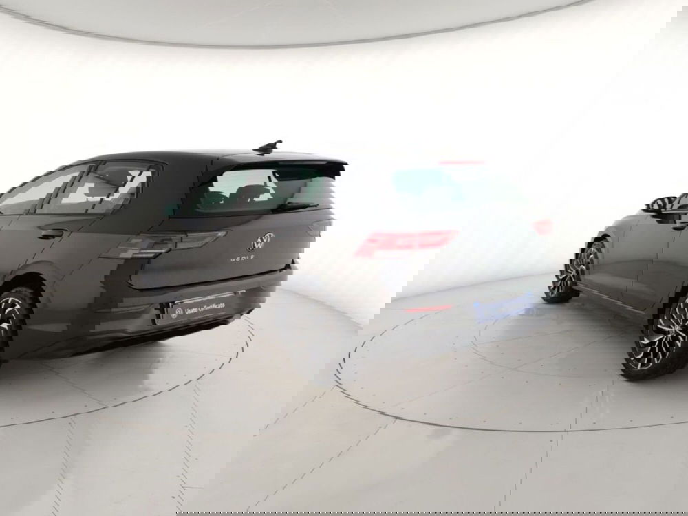 Volkswagen Golf usata a Massa-Carrara (2)