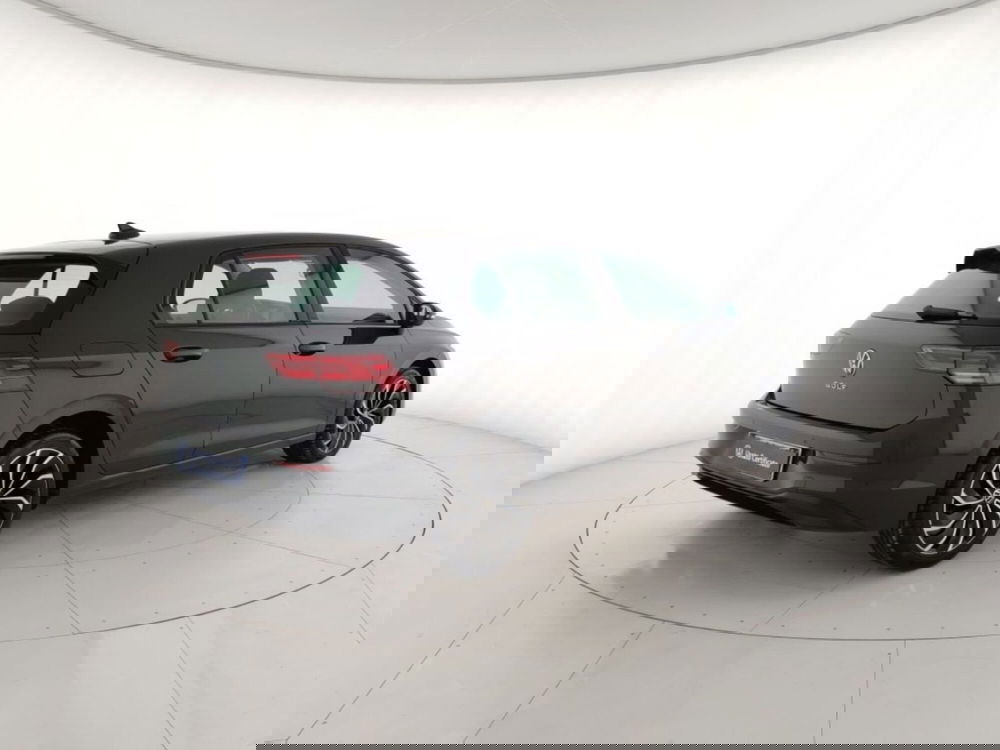 Volkswagen Golf usata a Massa-Carrara (3)