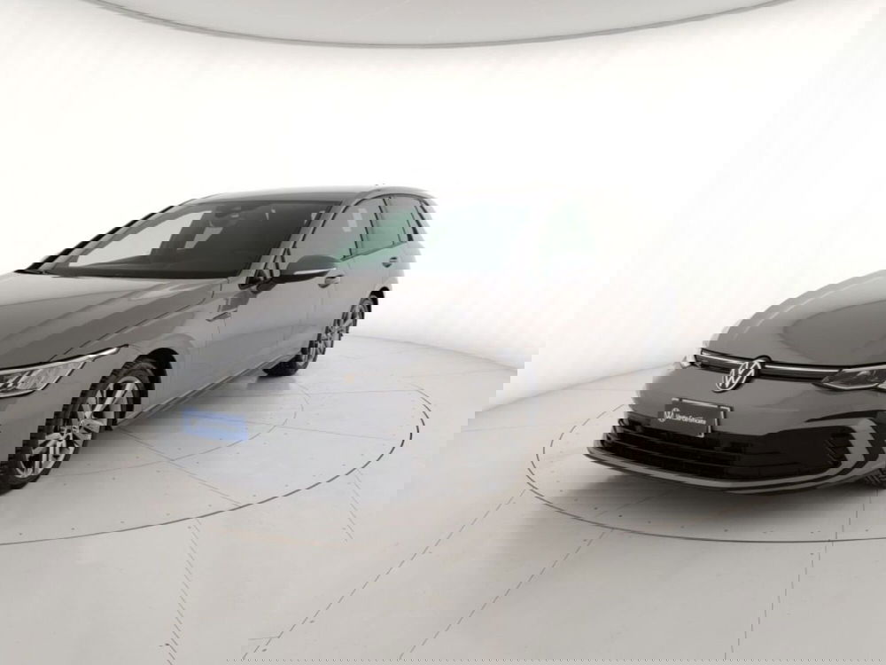 Volkswagen Golf usata a Massa-Carrara