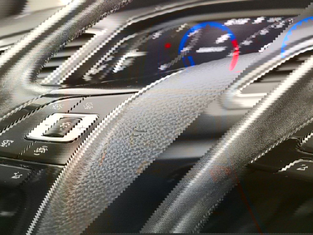 Volkswagen T-Roc usata a Massa-Carrara (14)