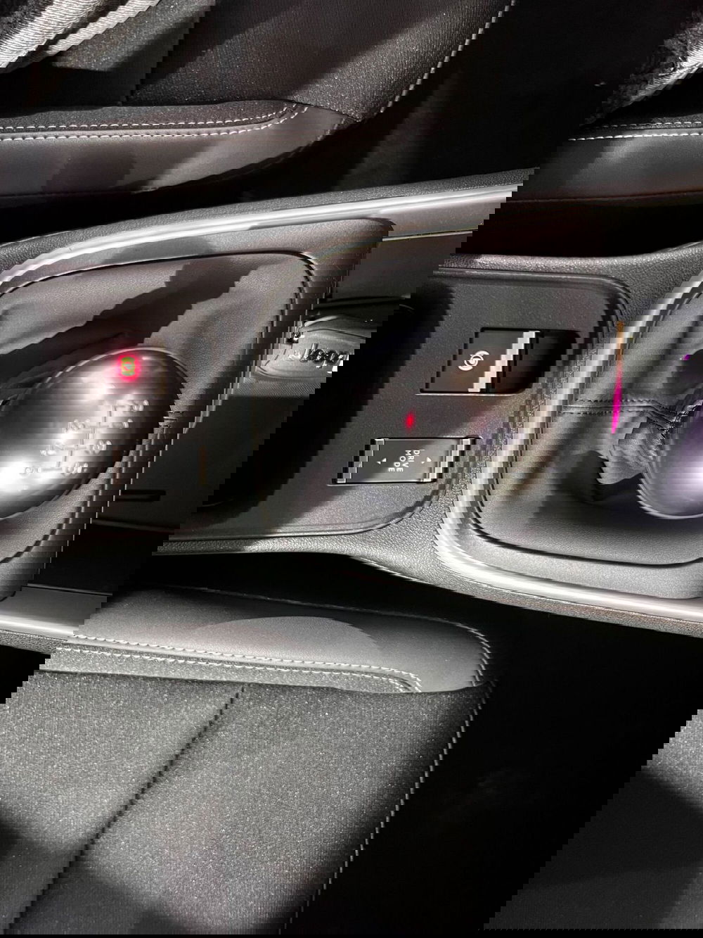 Jeep Avenger usata a Treviso (19)