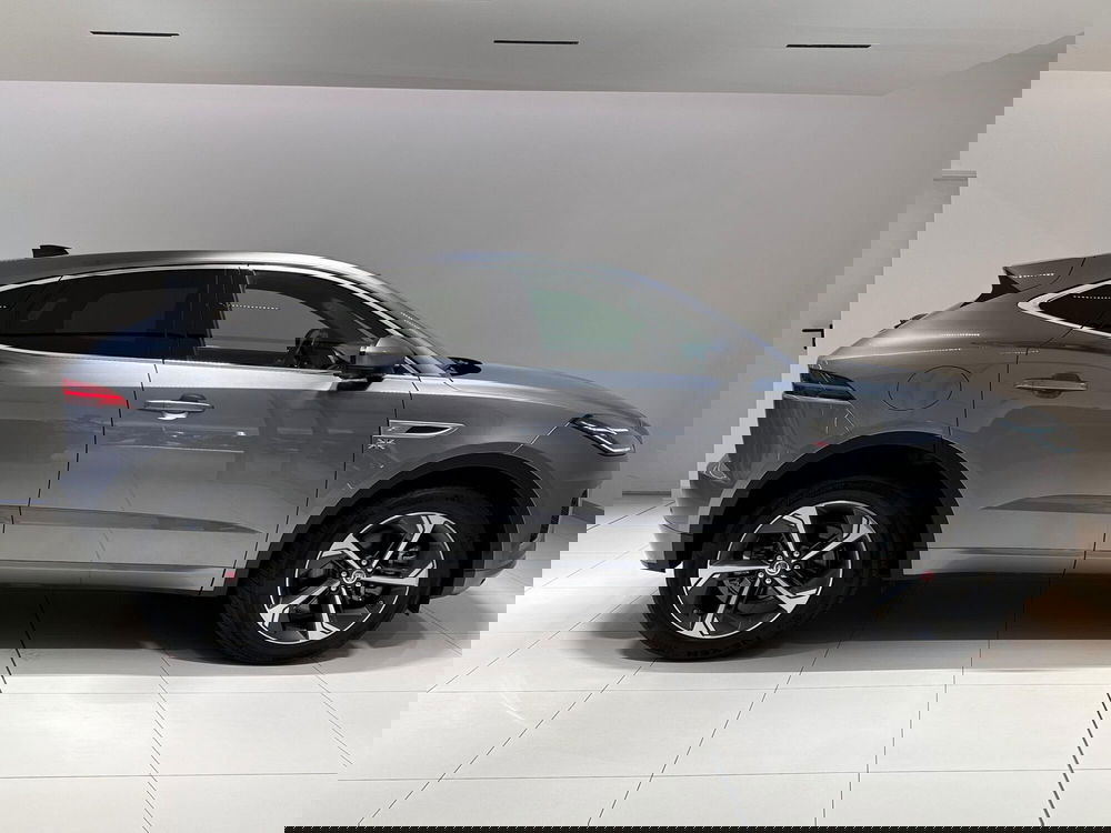 Jaguar E-Pace usata a Varese (6)