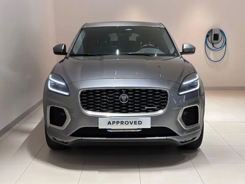 Jaguar E-Pace usata a Varese (8)