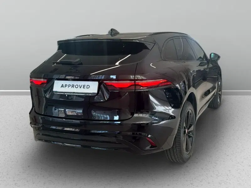 Jaguar F-Pace usata a Varese (2)