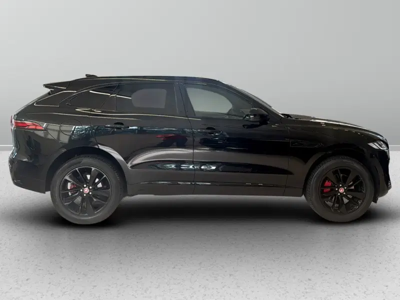 Jaguar F-Pace usata a Varese (6)