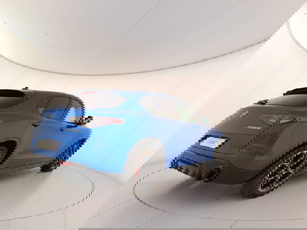 Alfa Romeo Stelvio usata a Treviso (6)