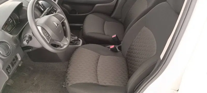 Mitsubishi Space Star usata a Treviso (10)