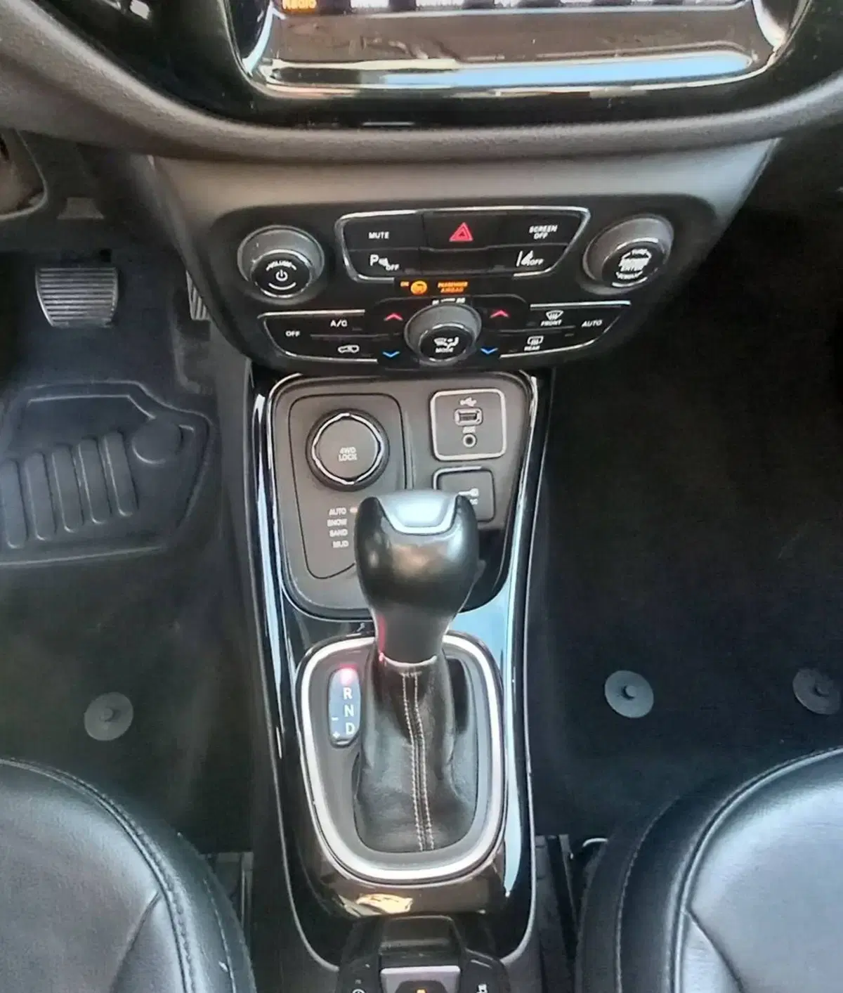 Jeep Compass usata a Treviso (16)