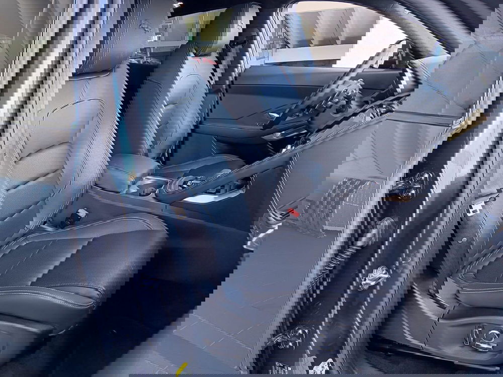 Jaguar E-Pace usata a Asti (17)