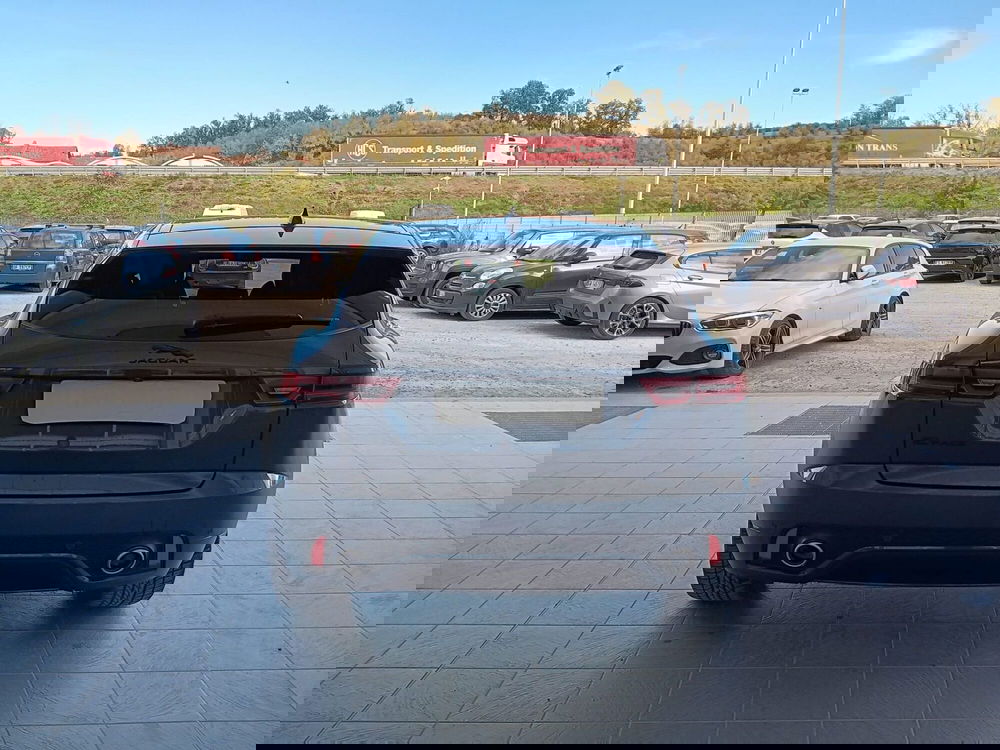 Jaguar E-Pace usata a Asti (4)