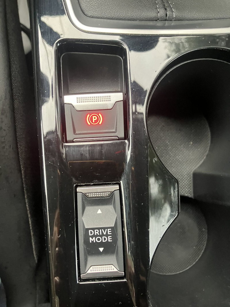 Peugeot 2008 usata a Lucca (12)