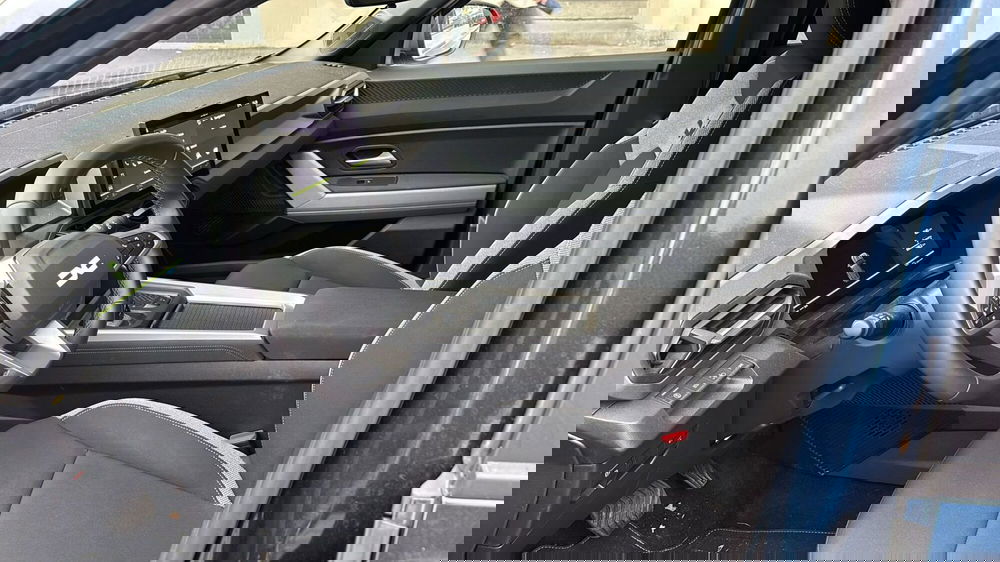 Dacia Bigster usata a Firenze (10)