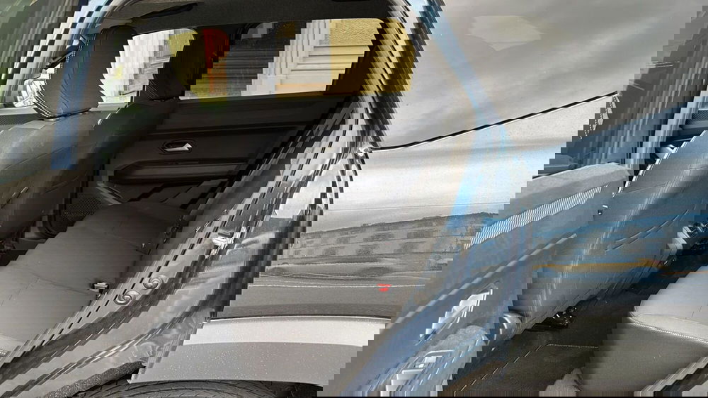 Dacia Bigster usata a Firenze (8)