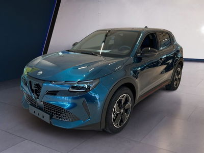 Alfa Romeo Junior elettrica Speciale 156cv nuova a Fisciano