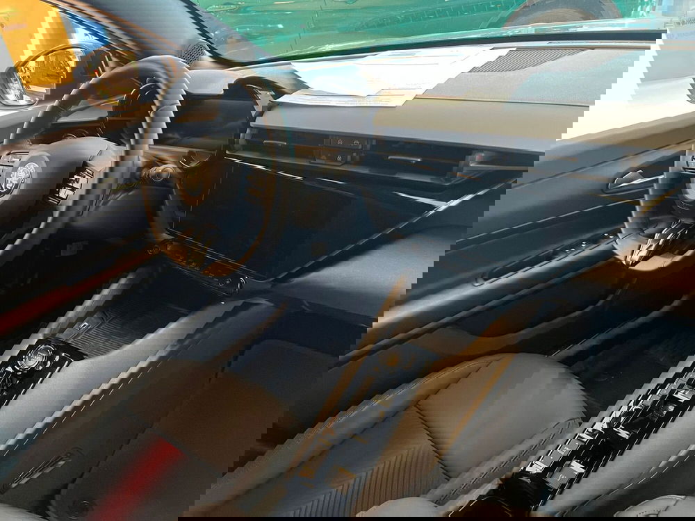 Alfa Romeo Junior nuova a Salerno (18)