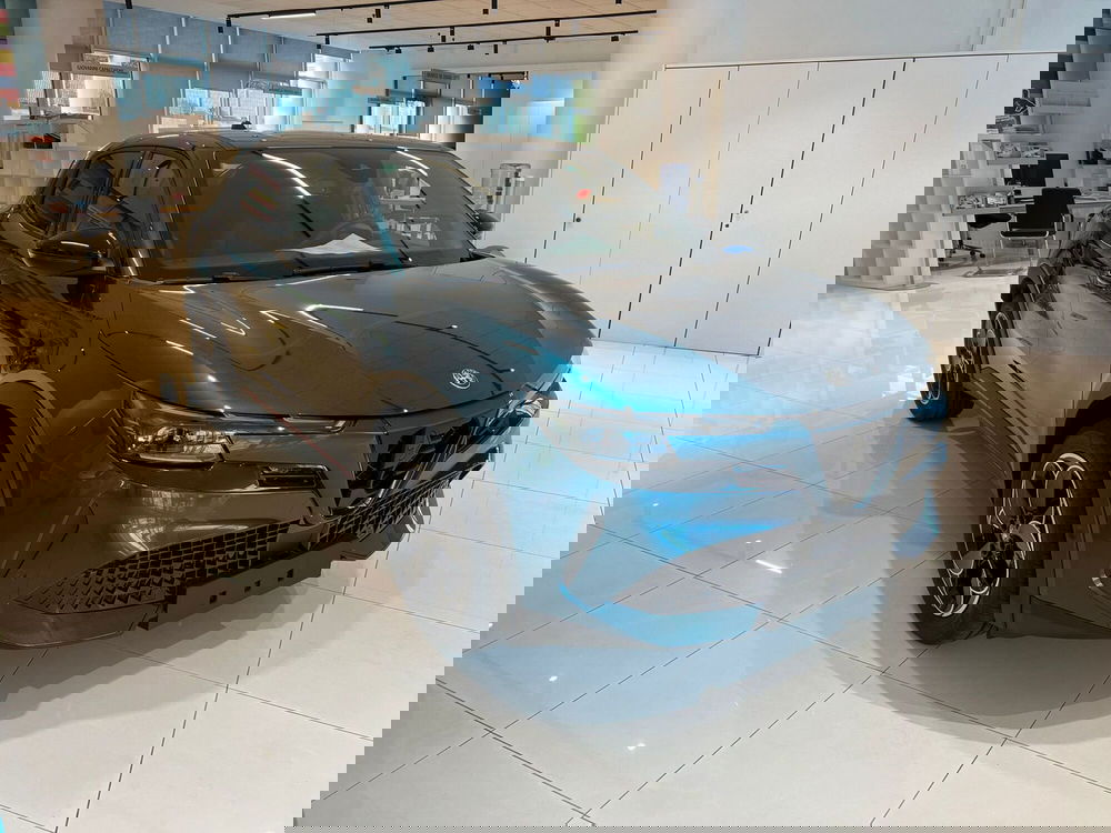 Alfa Romeo Junior nuova a Salerno (2)