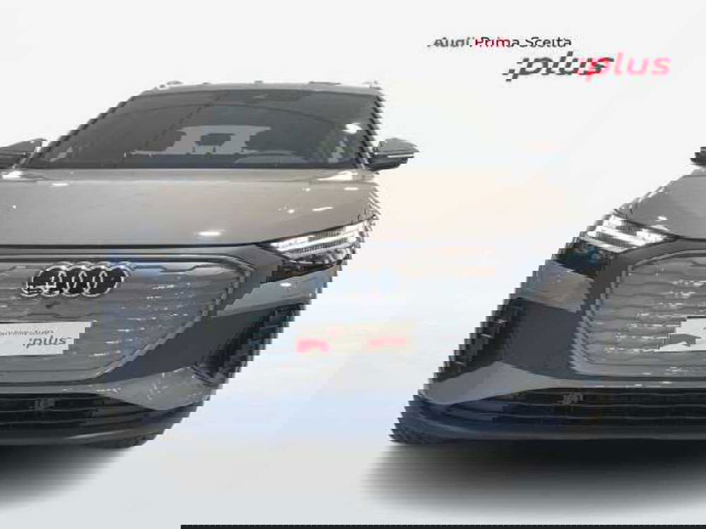 Audi Q4 nuova a Prato (13)