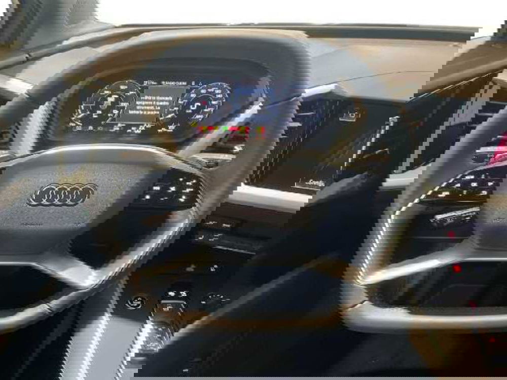 Audi Q4 nuova a Prato (4)