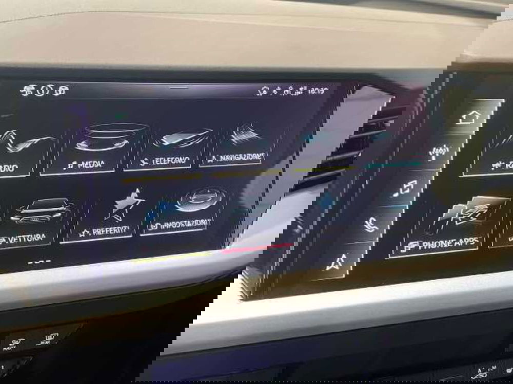 Audi Q4 nuova a Prato (8)