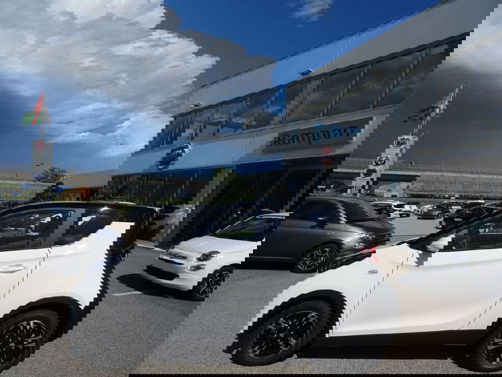 Dr dr 1.0 EV nuova a Venezia (2)