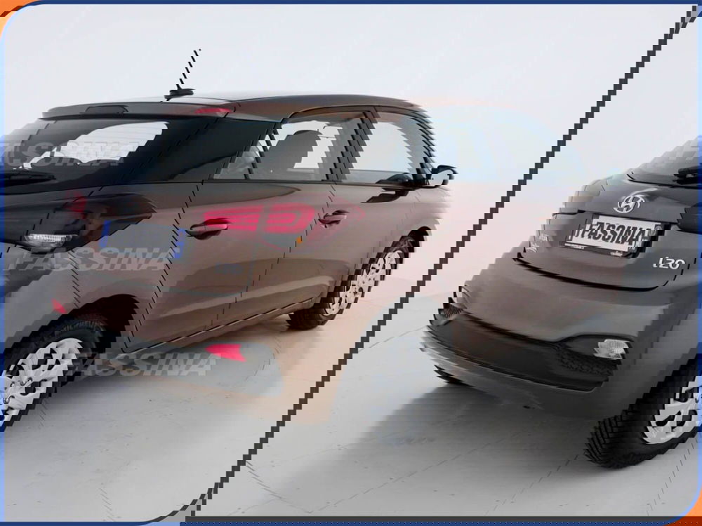 Hyundai i20 usata a Milano (6)