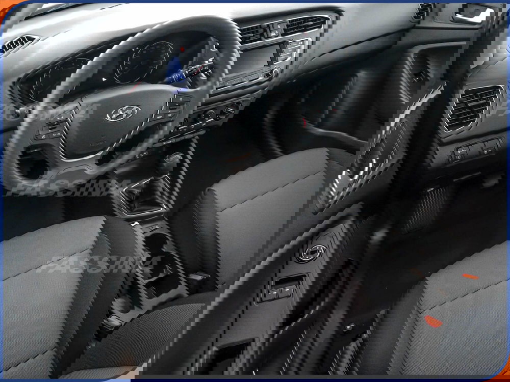 Hyundai i20 usata a Milano (8)