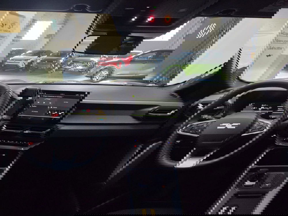 Dacia Bigster usata a Verona (11)