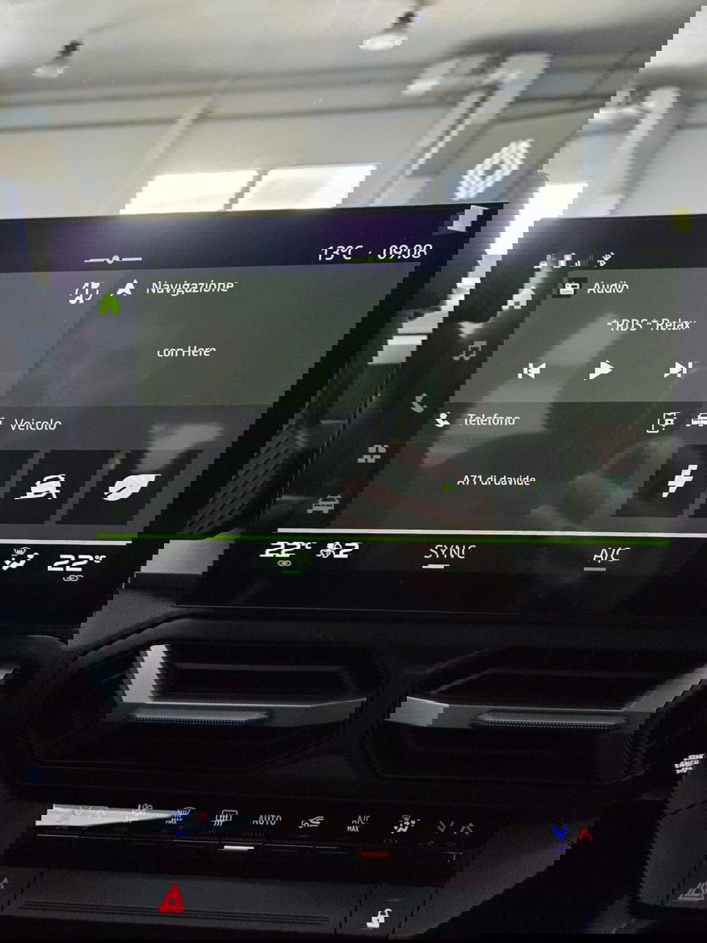 Dacia Bigster usata a Verona (13)