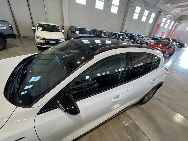 Ford Focus usata a Brescia (9)